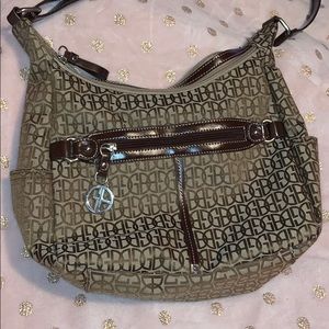 Like new giani bernini shoulder purse
